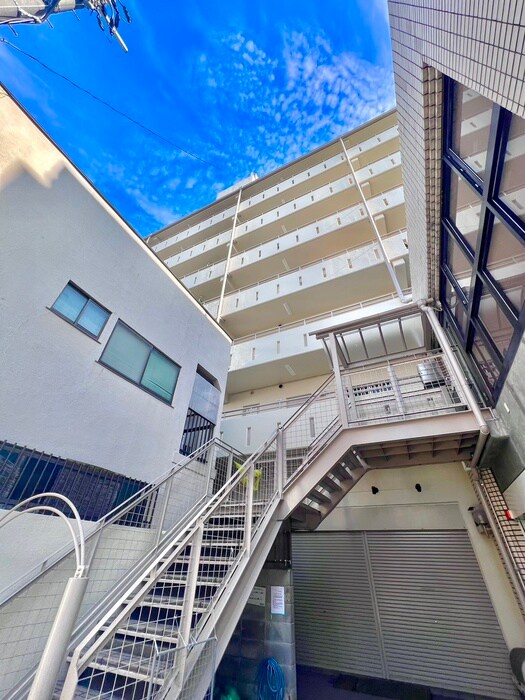 物件外観写真2　(外観写真)