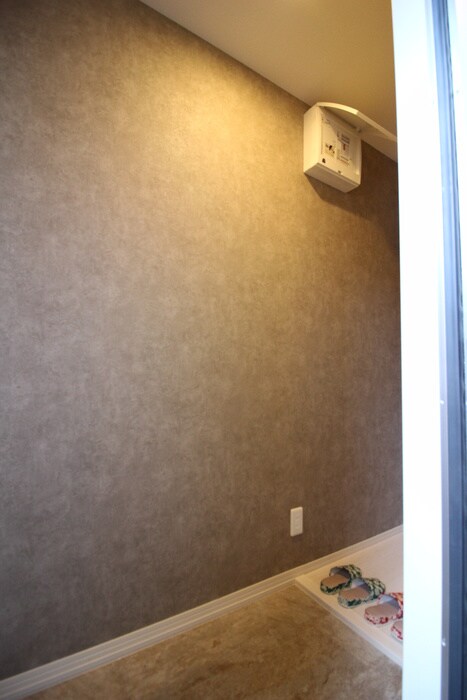 物件内観写真7　(玄関)