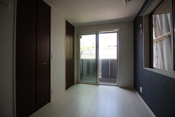 物件内観写真13　(居室)