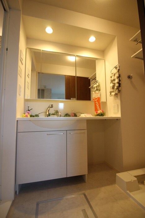 物件内観写真17　(洗面)