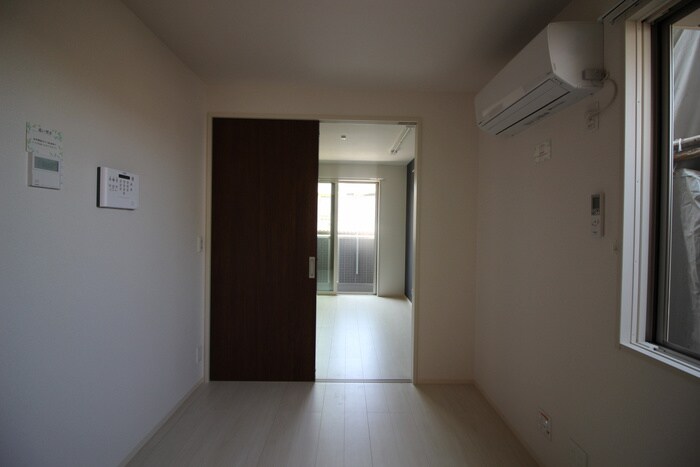 物件内観写真20　(居室)