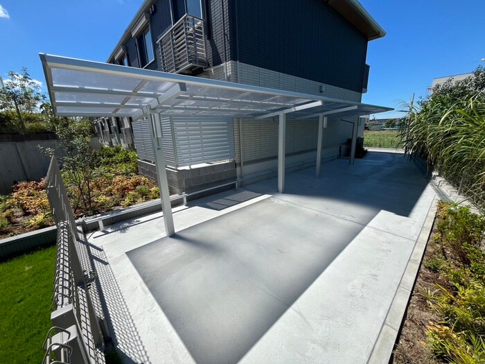 物件外観写真3　(駐輪場)