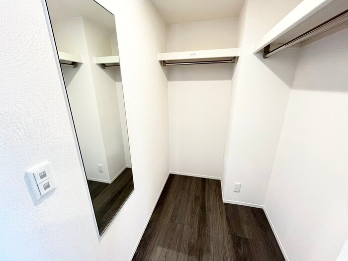 物件内観写真15　(収納)