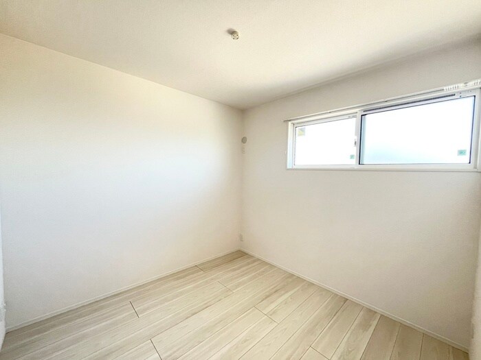 物件内観写真18　(居室)