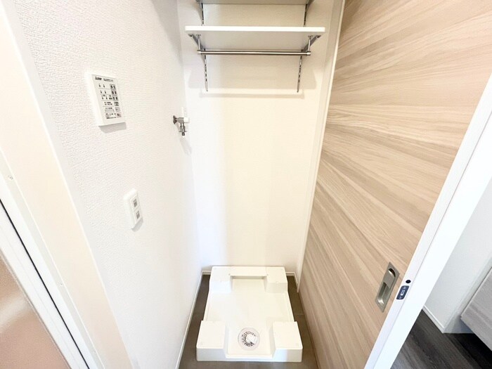 物件内観写真20　(洗濯機置場)