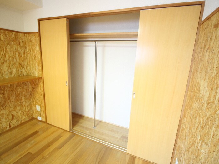 物件内観写真12　(収納)