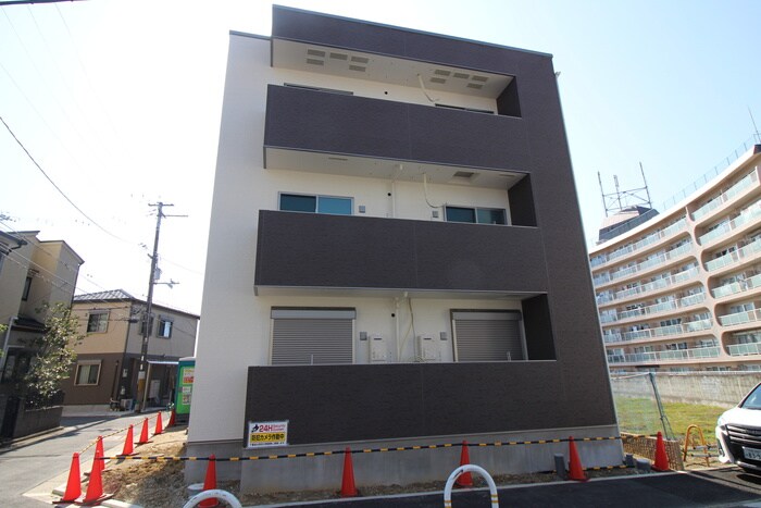 物件外観写真4　(外観写真)