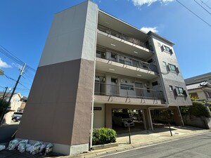小島マンション外観写真