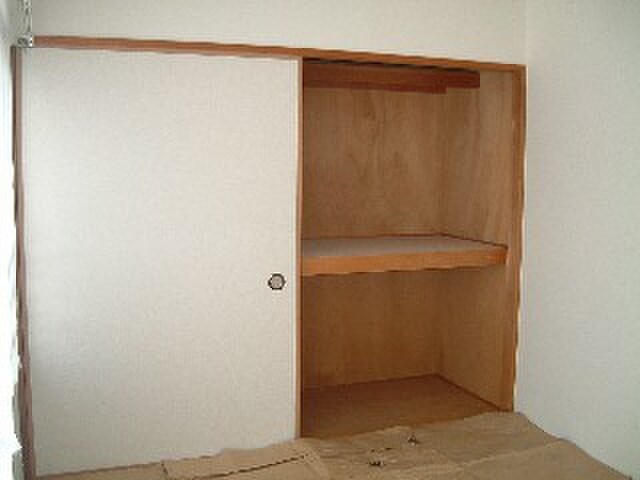 物件内観写真11　(収納)