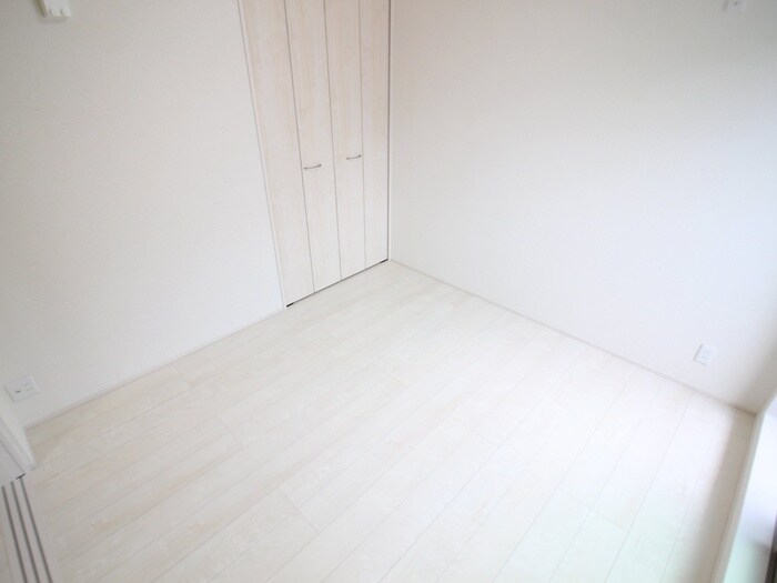 物件内観写真9　(居室)