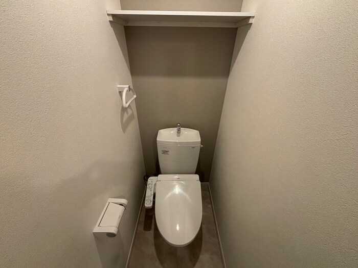 物件内観写真13　(トイレ)