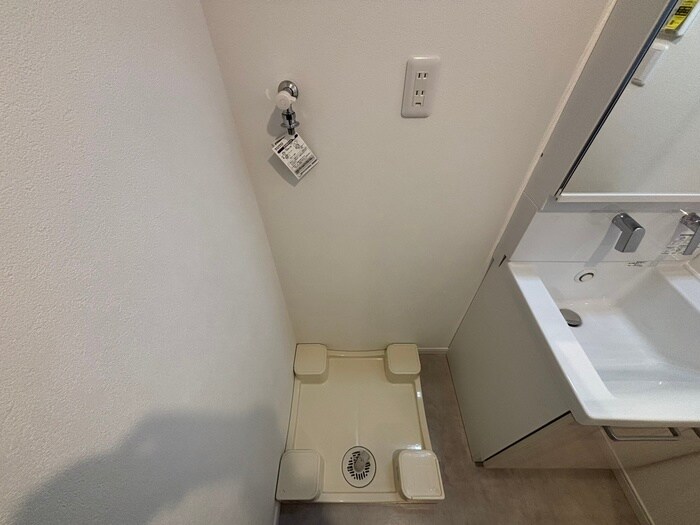 物件内観写真15　(洗濯機置場)