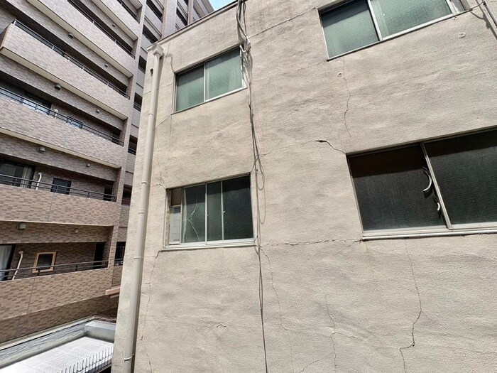 物件内観写真22　(室内からの展望)