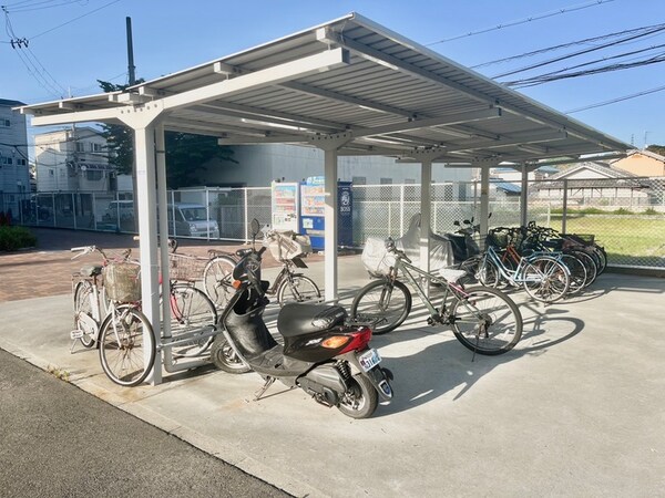駐輪場