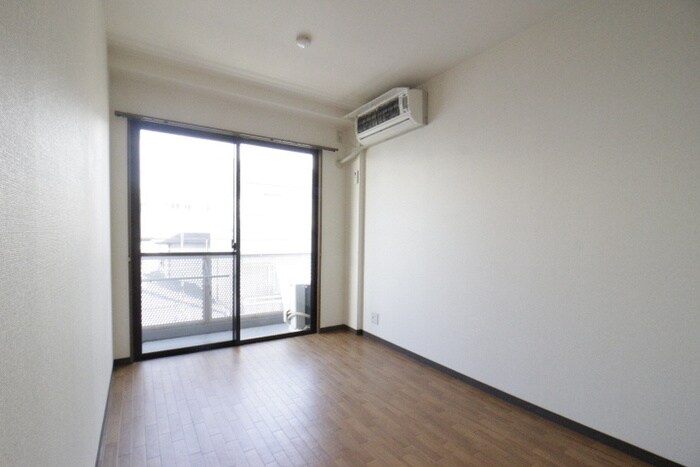 物件内観写真12　(居室)