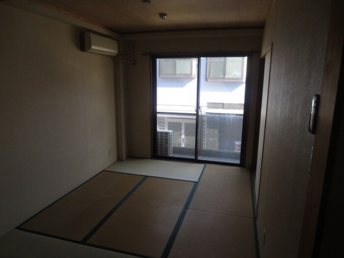 物件内観写真16　(居室)