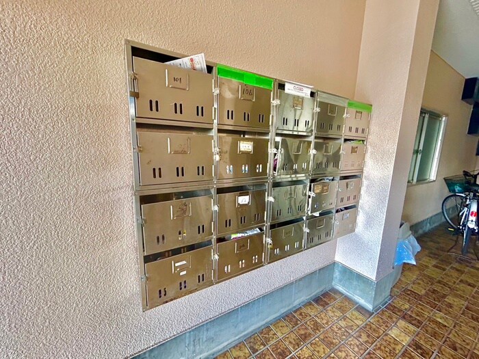 物件外観写真4　(建物設備)