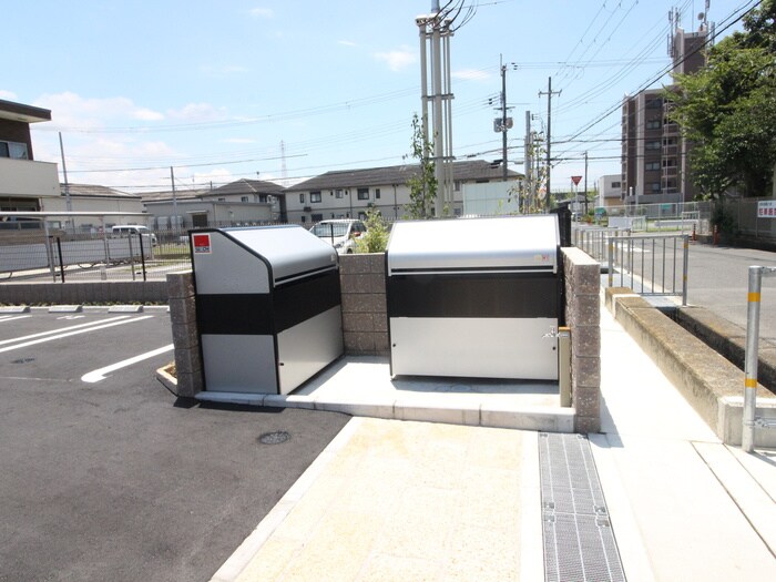 物件外観写真2　(建物設備)