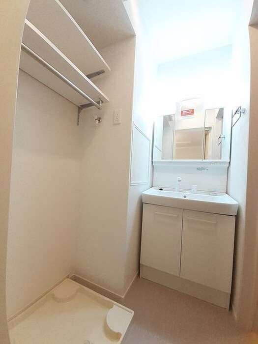 物件内観写真10　(洗面)