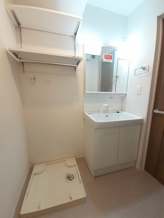 物件内観写真11　(洗面)