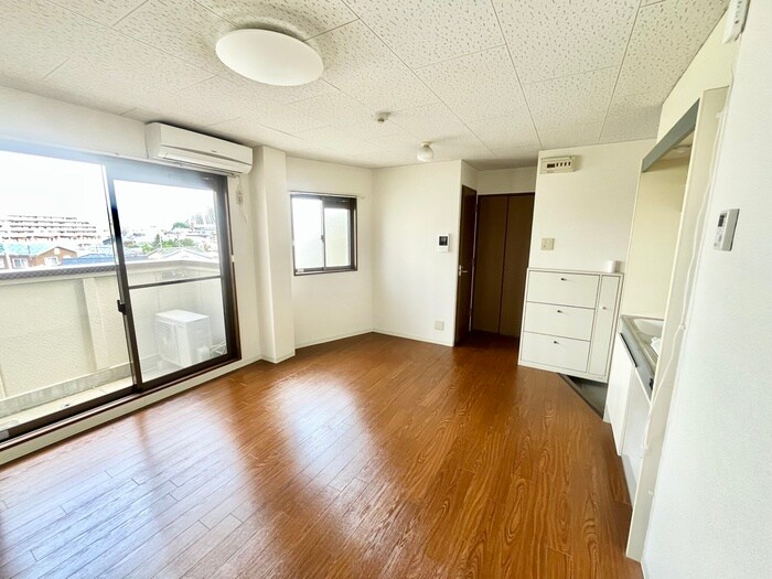 物件内観写真7　(居室)