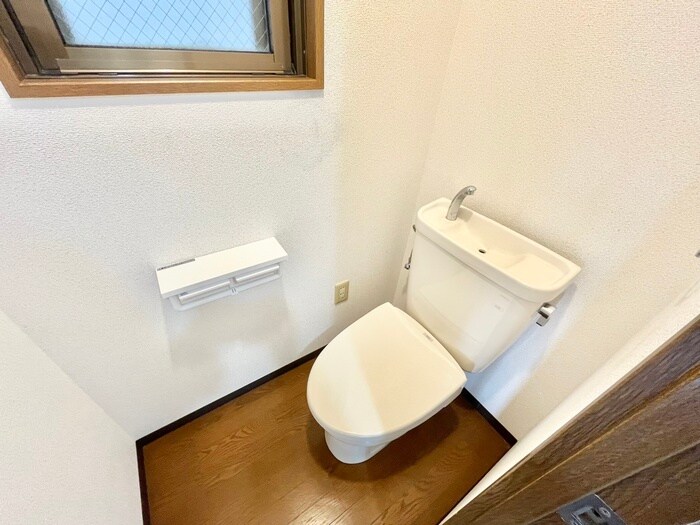 物件内観写真15　(トイレ)