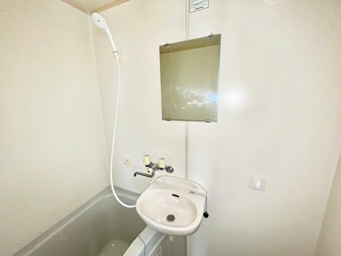 物件内観写真16　(洗面)