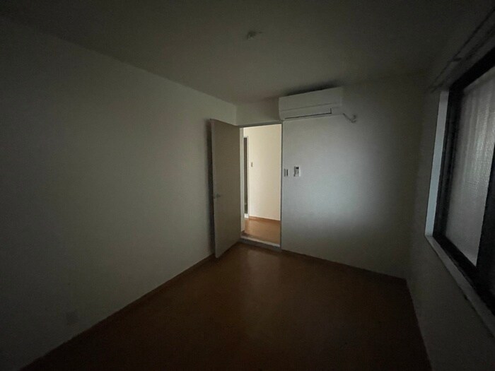 物件内観写真11　(居室)