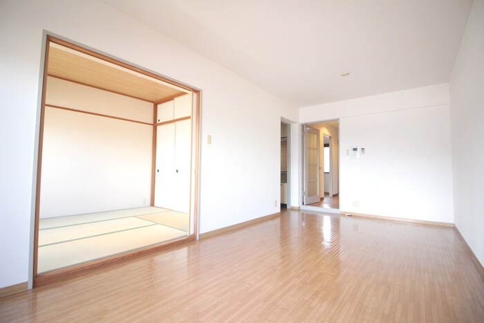 物件内観写真14　(居室)