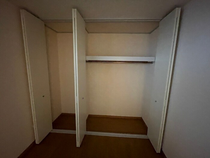 物件内観写真18　(収納)