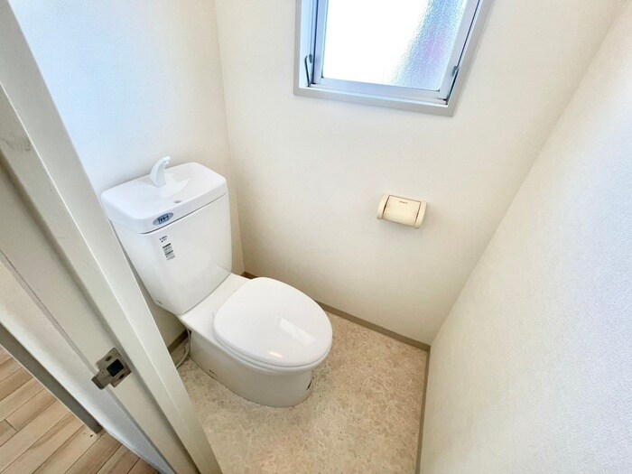 物件内観写真11　(トイレ)