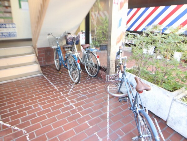 駐輪場