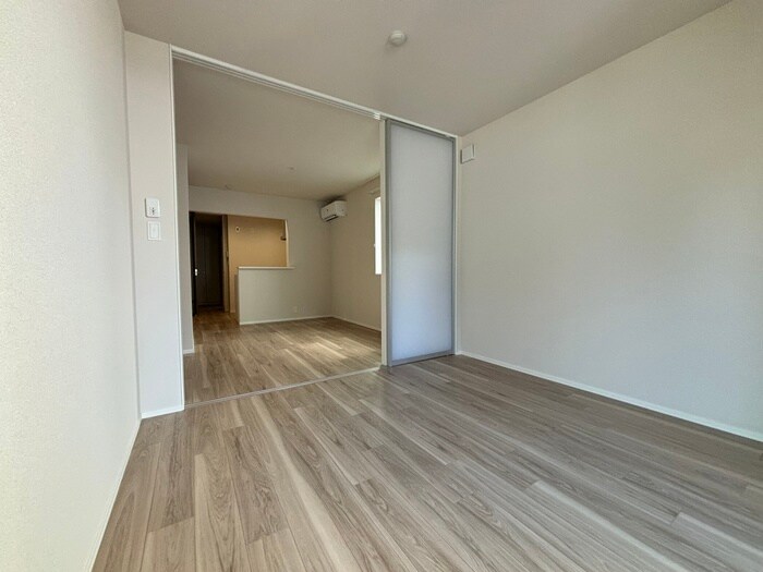 物件内観写真11　(居室)