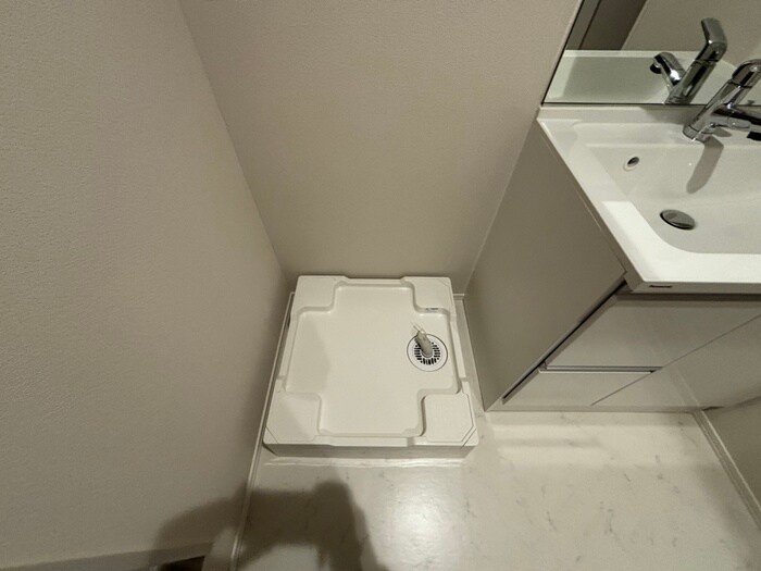 物件内観写真14　(洗濯機置場)