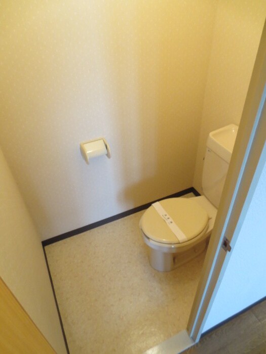 物件内観写真10　(トイレ)