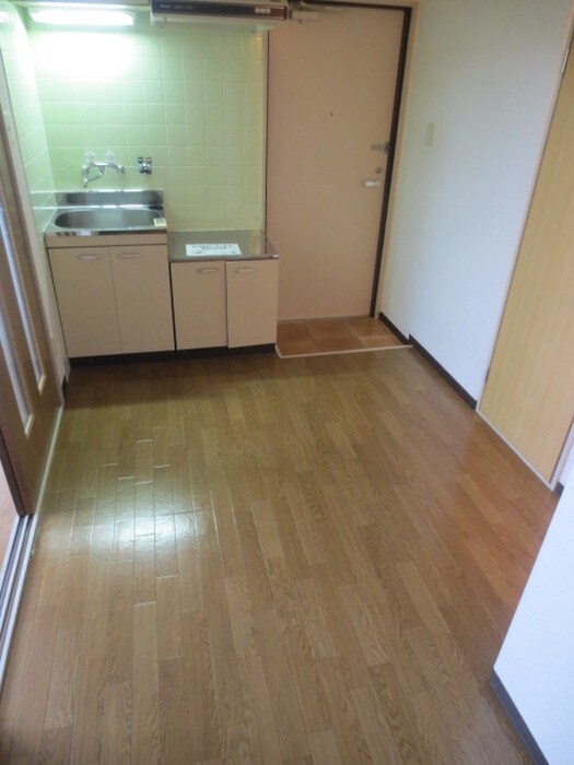 物件内観写真13　(居室)