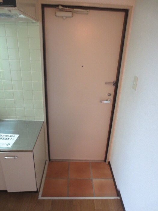 物件内観写真22　(玄関)