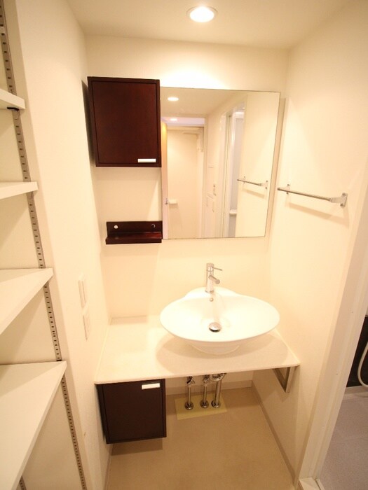 物件内観写真10　(洗面)