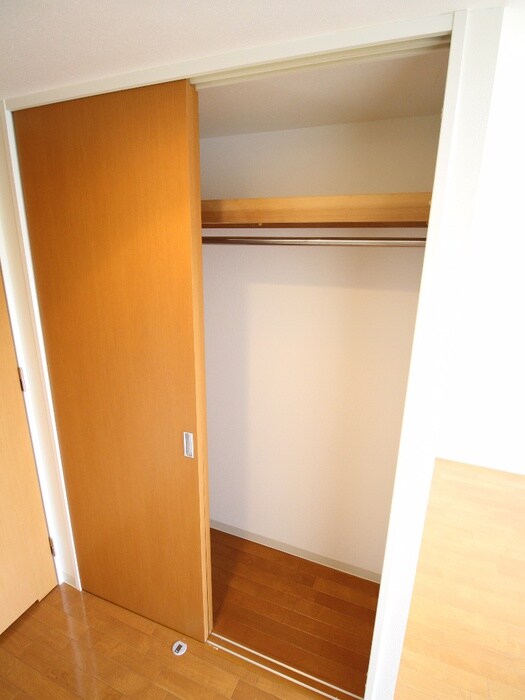 物件内観写真13　(収納)