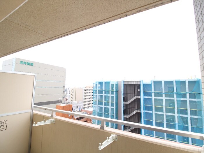 物件内観写真15　(室内からの展望)