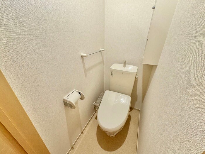 物件内観写真11　(トイレ)