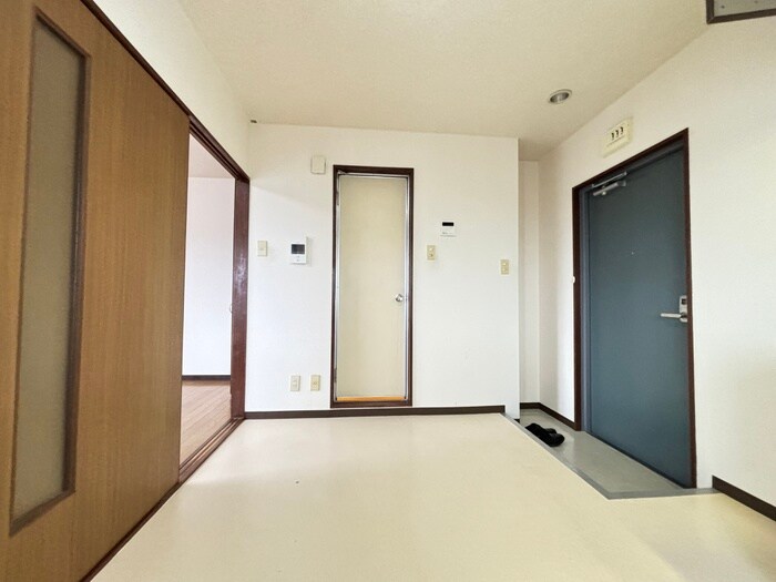 物件内観写真5　(居室)