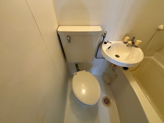 物件内観写真13　(トイレ)