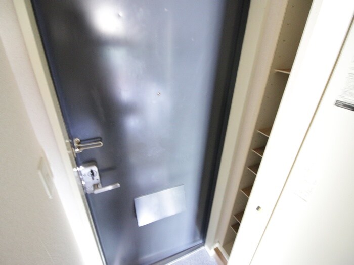 物件内観写真16　(靴箱)