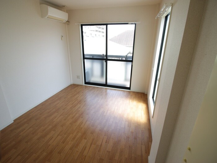 物件内観写真16　(居室)