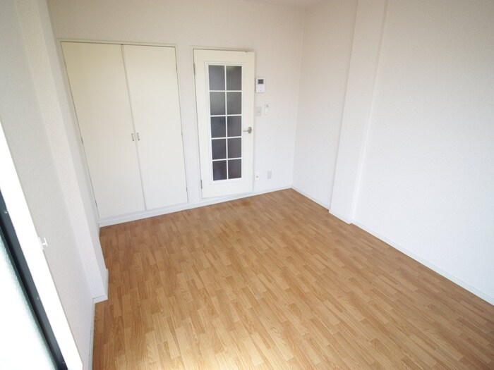 物件内観写真18　(居室)