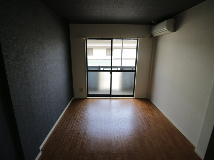 物件内観写真21　(居室)