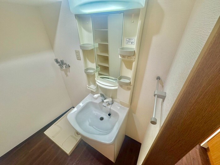 物件内観写真9　(洗面)