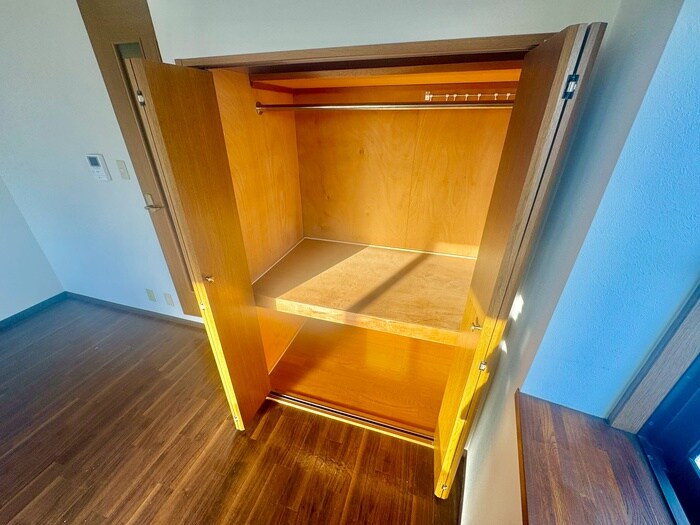 物件内観写真10　(収納)