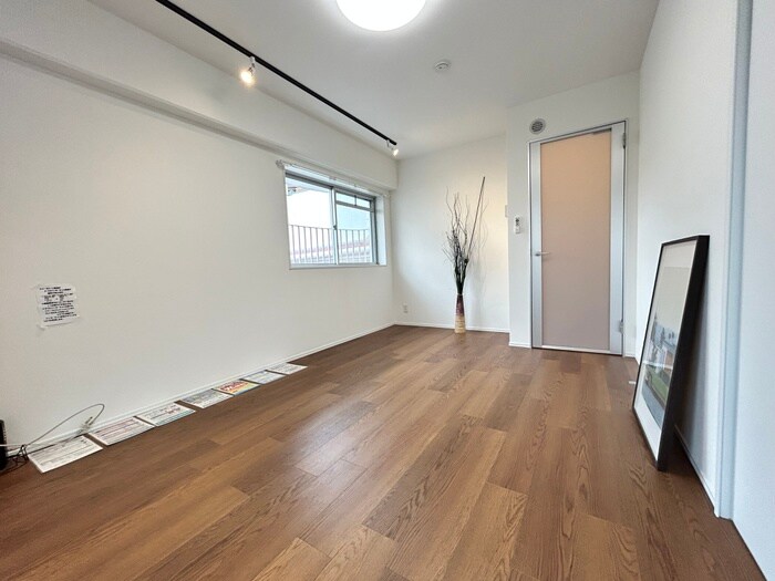 物件内観写真9　(居室)